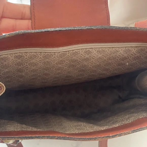 Vintage Brown Leather Bag 1980’s satchel style - Picture 8 of 11